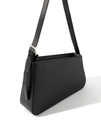 ARI NEW BLACK