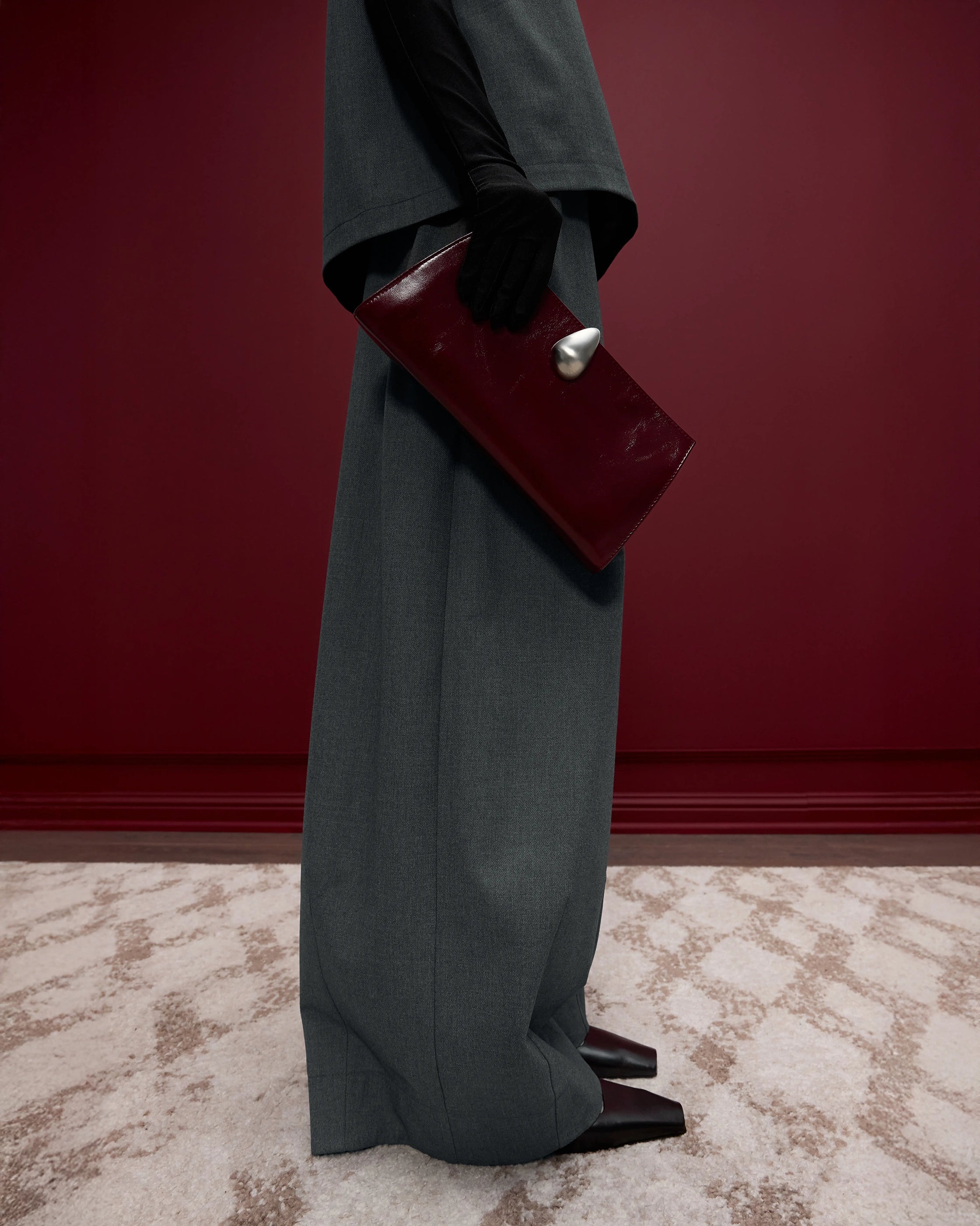 BAISSE CLUTCH BURGUNDY