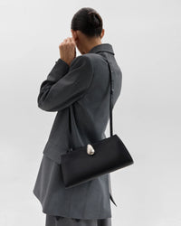 BAISSE CLUTCH BLACK