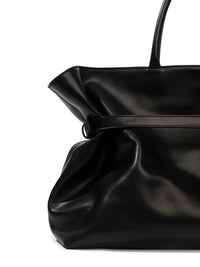 ESSENCE BLACK