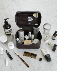 MAKE-UP BROWN