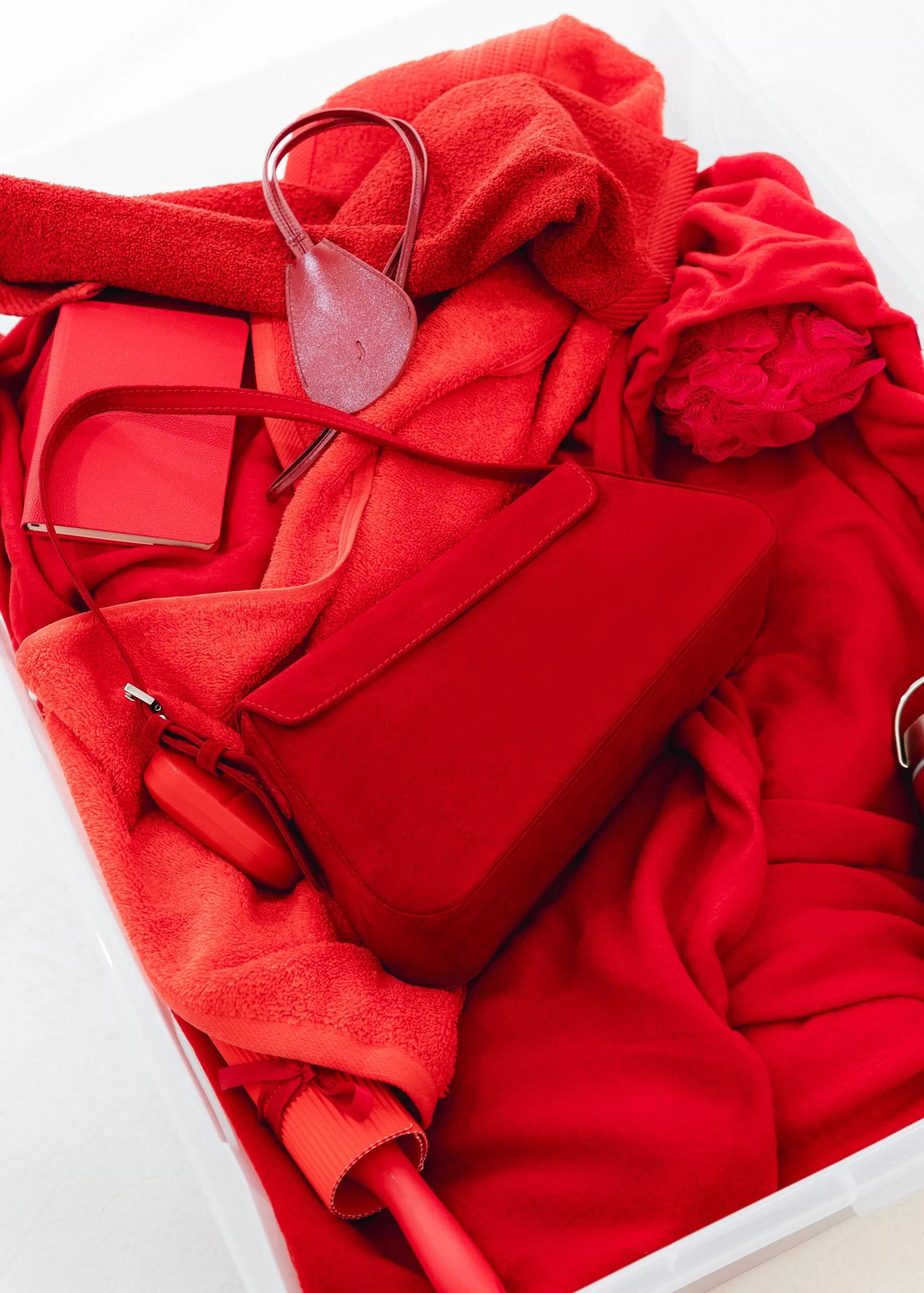 SUEDE RED